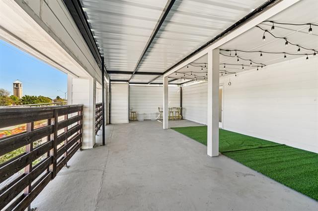 Building Photo - 422 N Marlborough Ave
