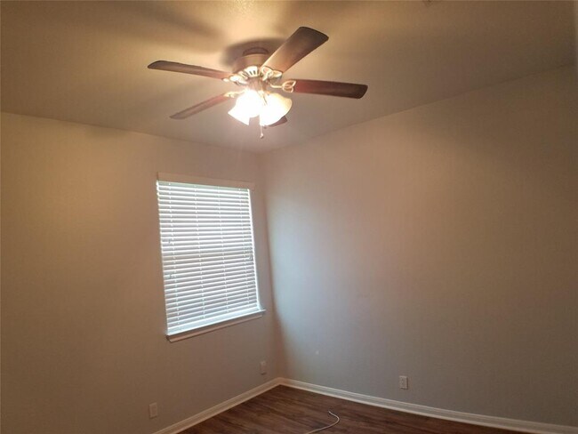 Building Photo - 2500 Allred Dr