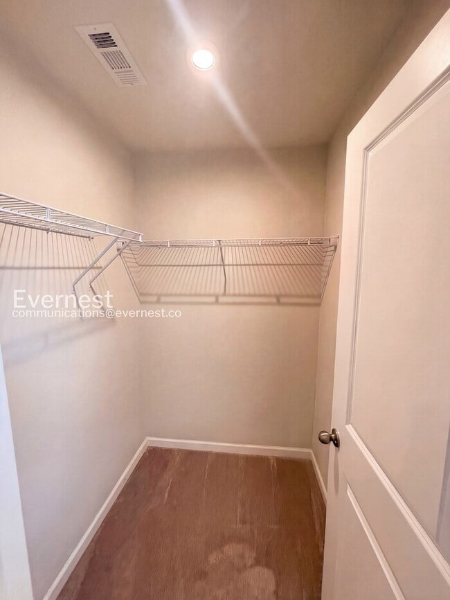 Building Photo - 1016 Concord Springs Dr