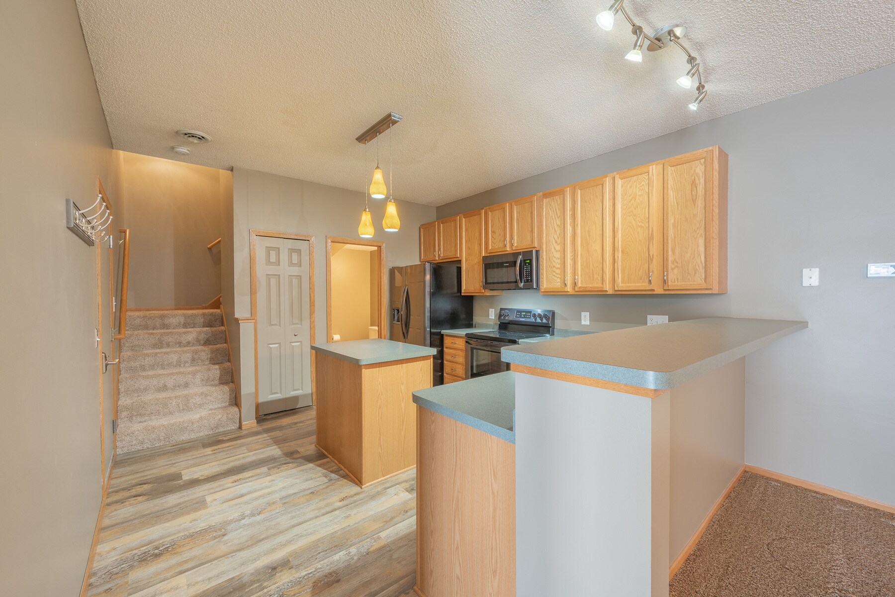 Building Photo - 17985 96th Ave N