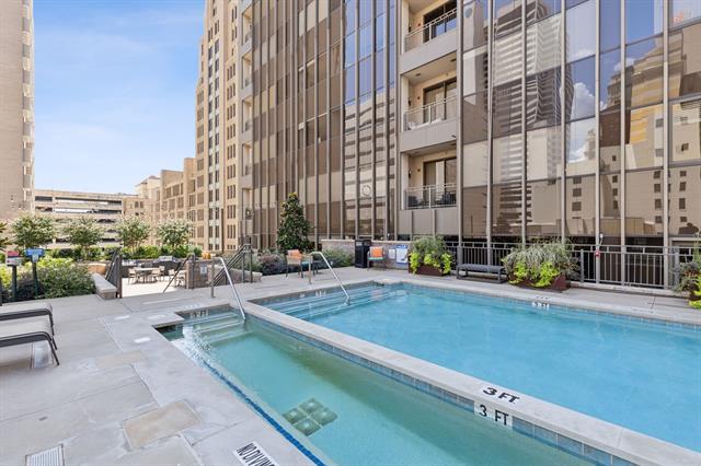 Building Photo - 1200 Main St