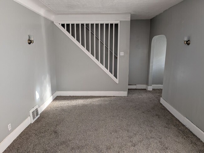 Building Photo - 19137 Norwood-4 BEDS & 2 BATHS FOR RENT!