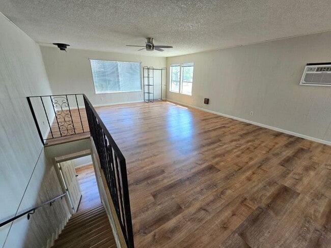 Building Photo - Bright and Spacious Northwest Reno Home wi...