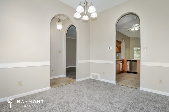 Building Photo - 20 Lakewood Cove