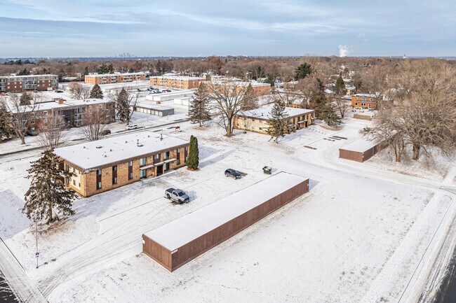 Building Photo - Allen Avenue