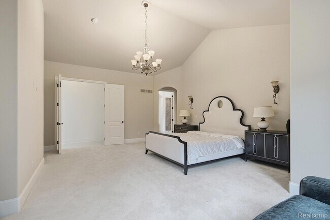 Building Photo - 2707 Turtle Lk Dr