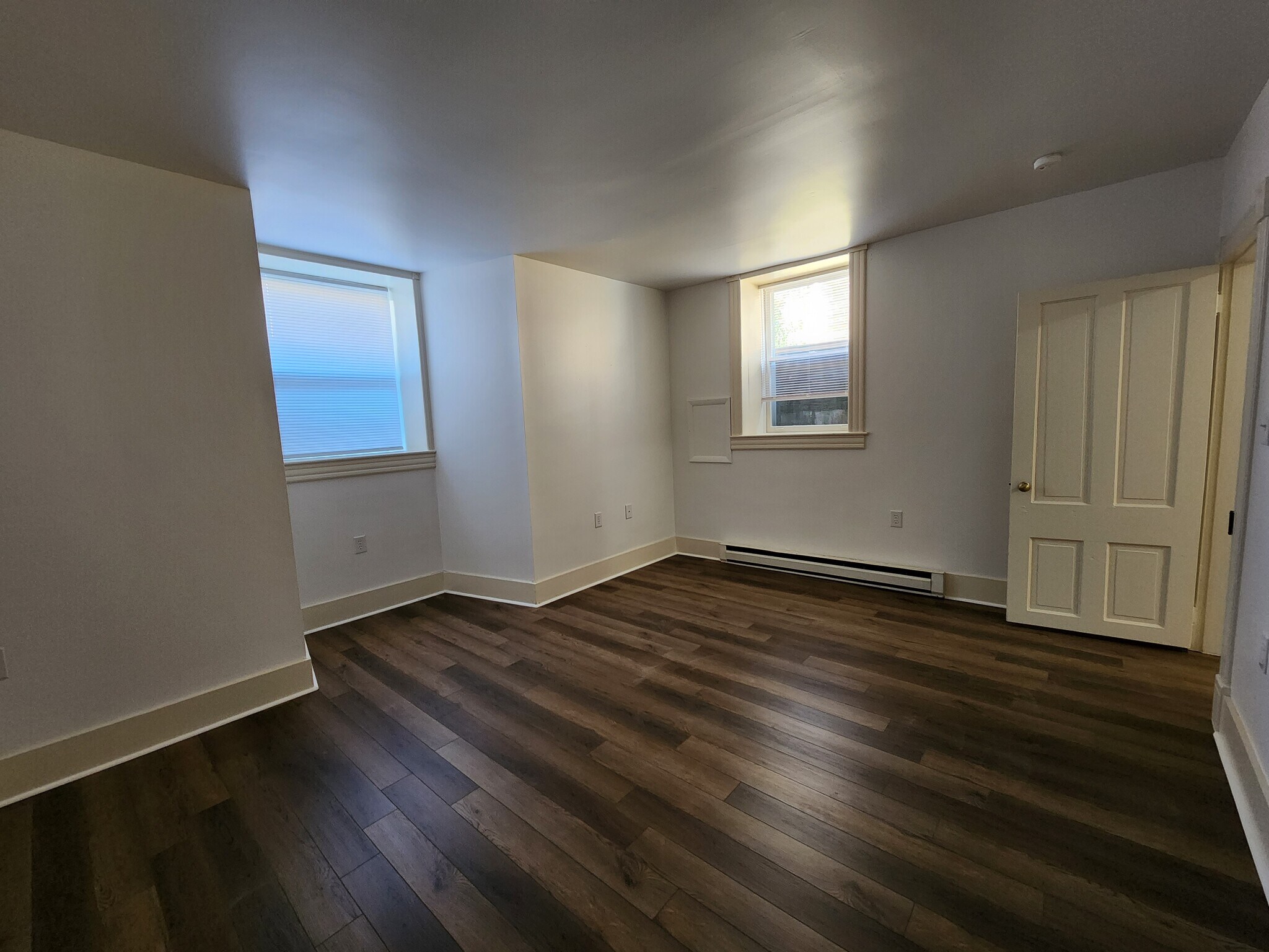 Building Photo - 125 Peyton St