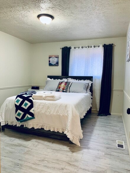 Bedroom 2 - 1885 E Jeremy Ct