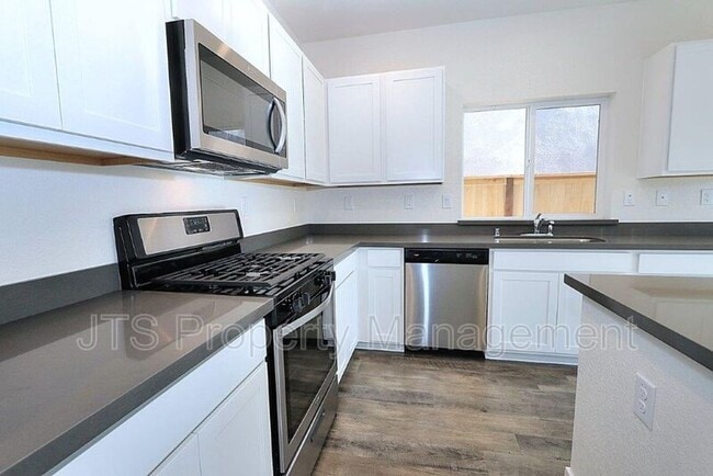 Building Photo - 716 Franklin St