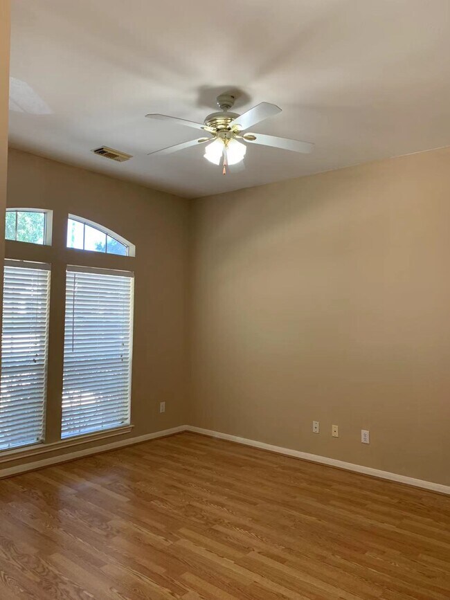 Building Photo - 22735 April Springs Ln