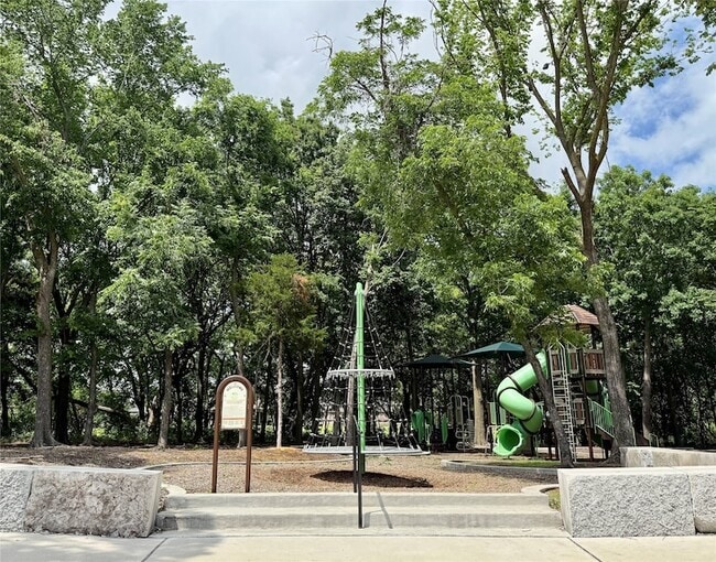 Building Photo - 1620 Mcdougall Crk