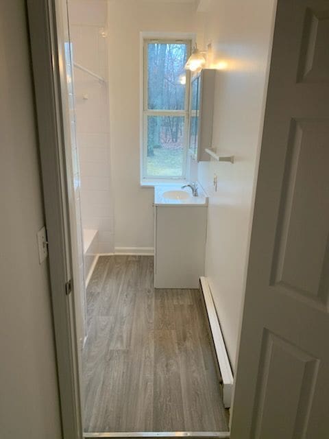 Building Photo - 190 Lake Shore Dr