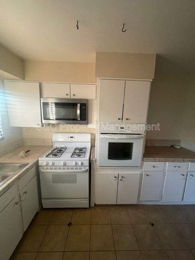 Building Photo - 3723 Wilmington Rd