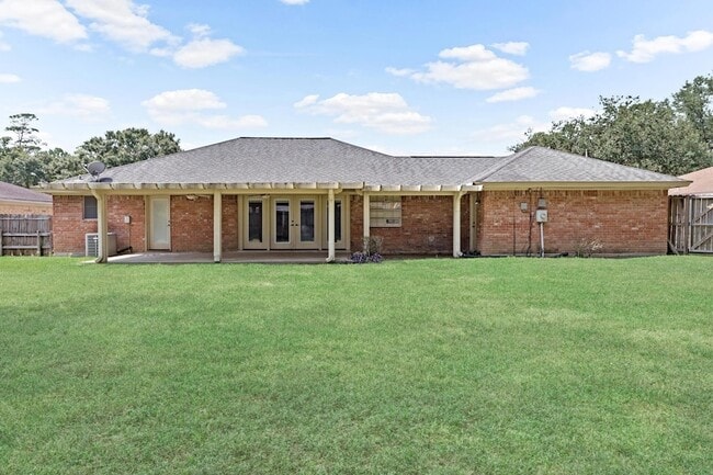 Building Photo - 660 Bancroft Dr