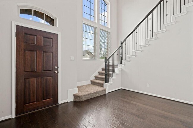 Building Photo - 14108 N Crater Lake Trail