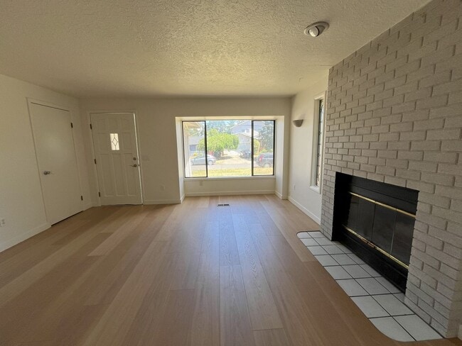 Building Photo - Full of Light—Your Next Home Awaits!