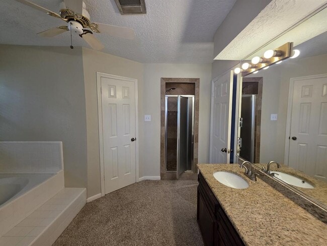 Building Photo - 4219 Meadowchase Ln