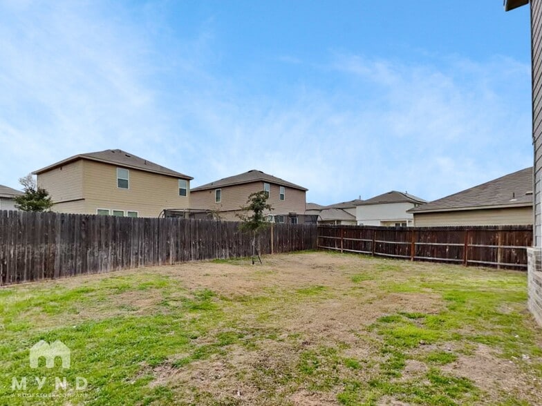 Building Photo - 13019 Lineberry Ln