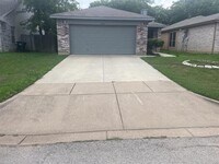 Building Photo - 10632 Towerwood Dr