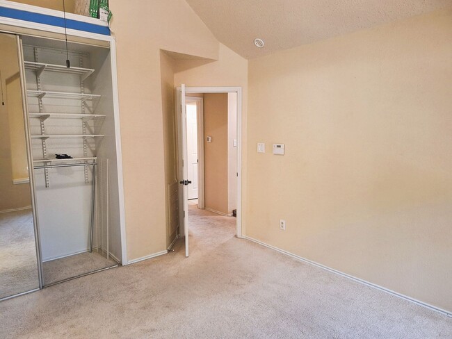 Building Photo - 408 Santa Fe Trail