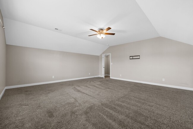 Building Photo - 1062 Whitney Dr