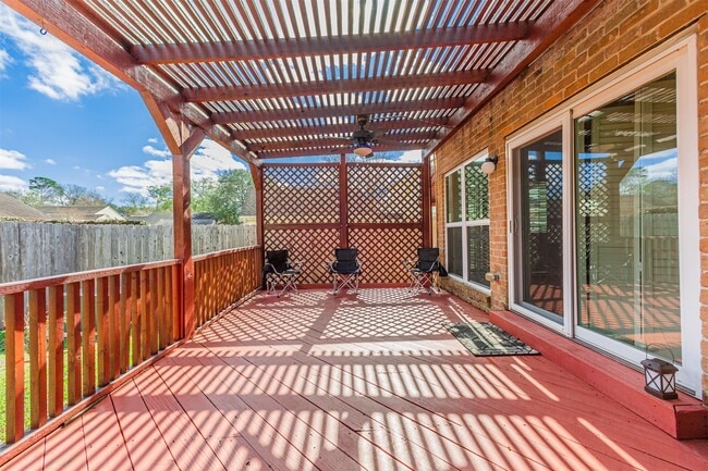Building Photo - 1319 Ambergate Dr