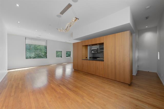 Building Photo - 4001 Bowser Ave