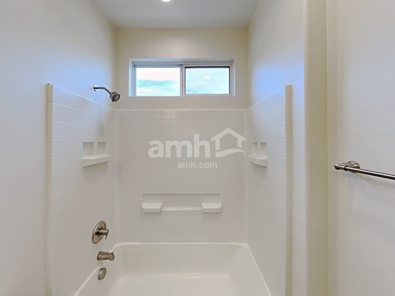 Building Photo - 15723 S Camino Muesa
