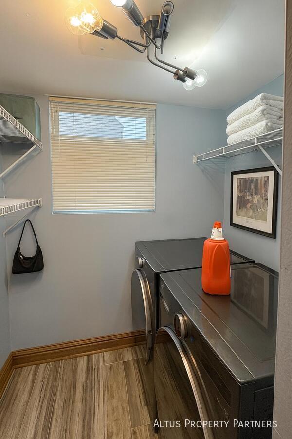 Building Photo - 1951 Spinnaker Ct