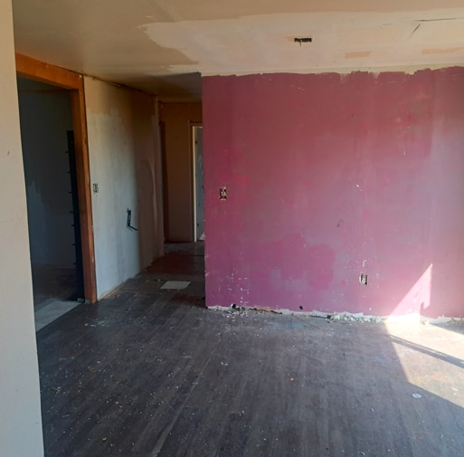 Building Photo - 2502 Lakeview Ave