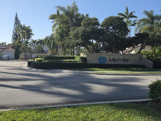 Building Photo - 17262 NW 6th Ct