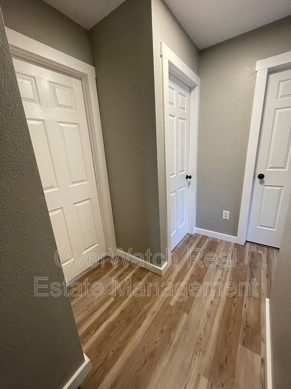 Building Photo - 6131 Prosperity Dr