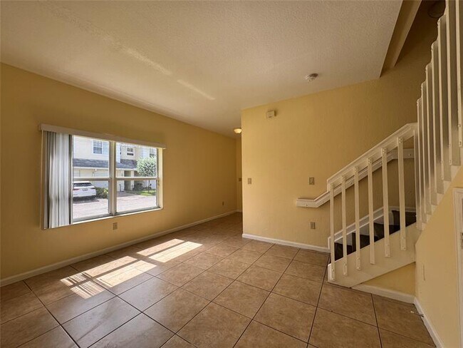 Building Photo - 3069 NW 30th Pl