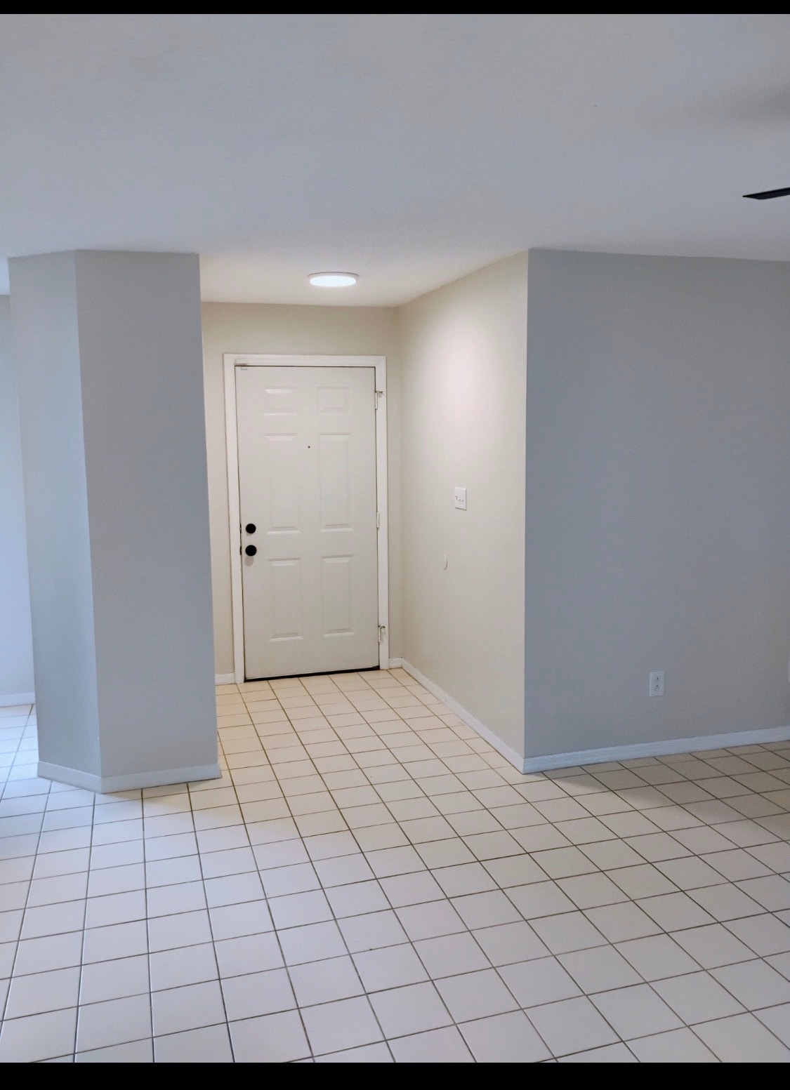 Building Photo - 3723 South Lake Orlando Pky
