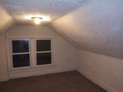 Building Photo - 528 Inman St