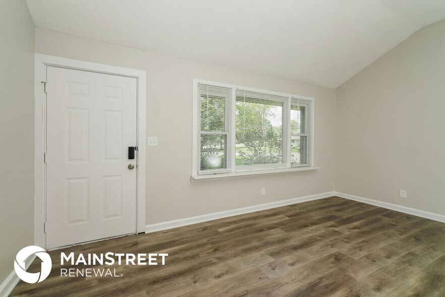 Building Photo - 9211 Aristides Dr