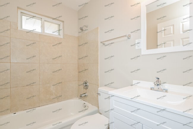 Building Photo - 10712 Spring Garden Dr