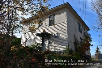 Building Photo - 7509 Sunnyside Ave N