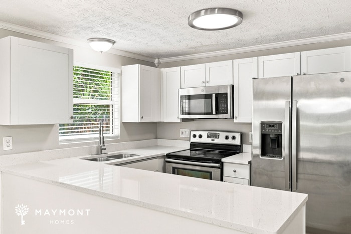Building Photo - 379 Aries Dr
