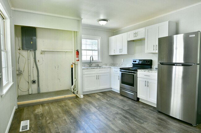 Building Photo - Rental in Champion Twp!