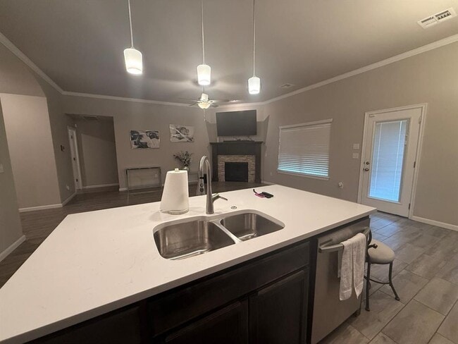 Building Photo - 7712 Windstone Dr