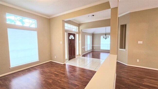 Building Photo - 1602 Summer Rain Dr