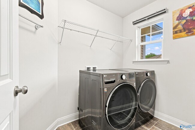 Building Photo - 4228 Textile Ln