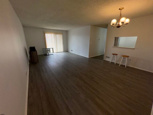 Building Photo - 75 Liberty Ct