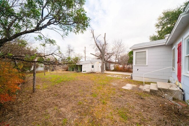 Building Photo - LAWN CARE INCLUDED! Updated 3-Bedroom Home with Detached Garage & Fenced Yard