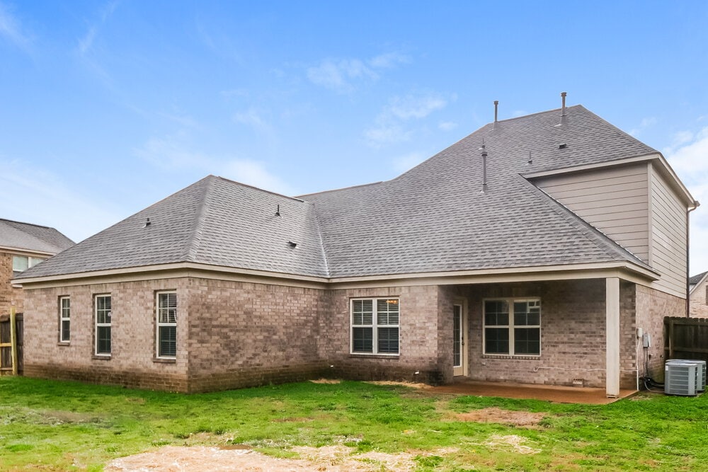 Building Photo - 5498 Riverstone Dr