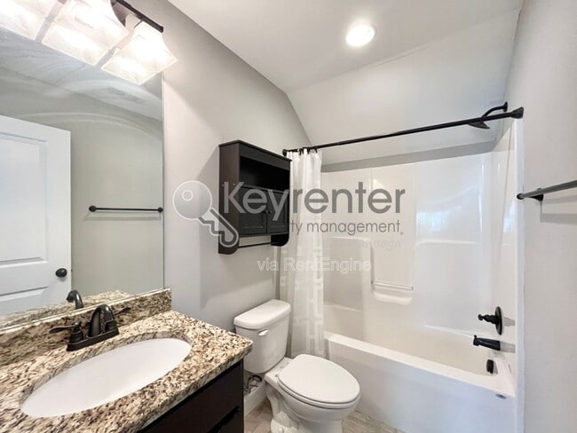 Building Photo - 2758 Waterhaven Dr