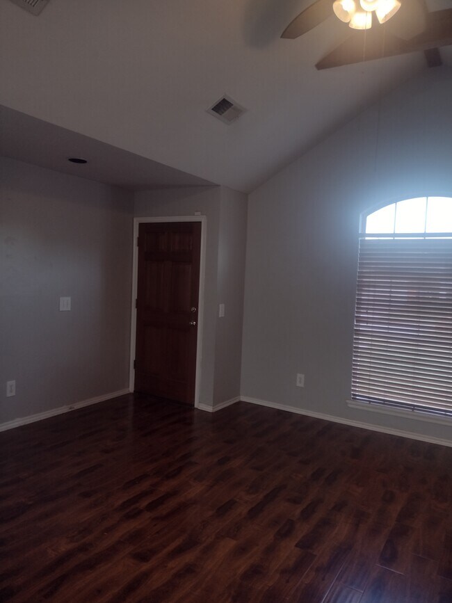 Building Photo - 12313 SW 11th St