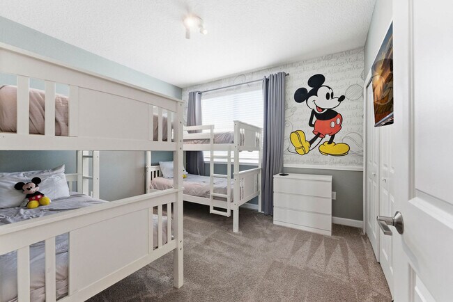 Building Photo - 770 Sticks St