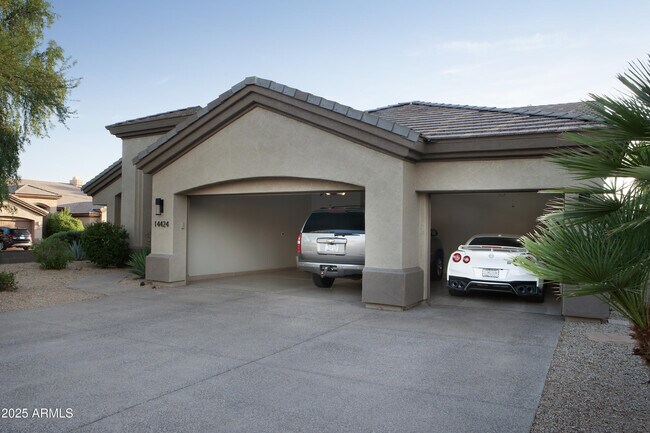 Building Photo - 14424 N 64th Pl
